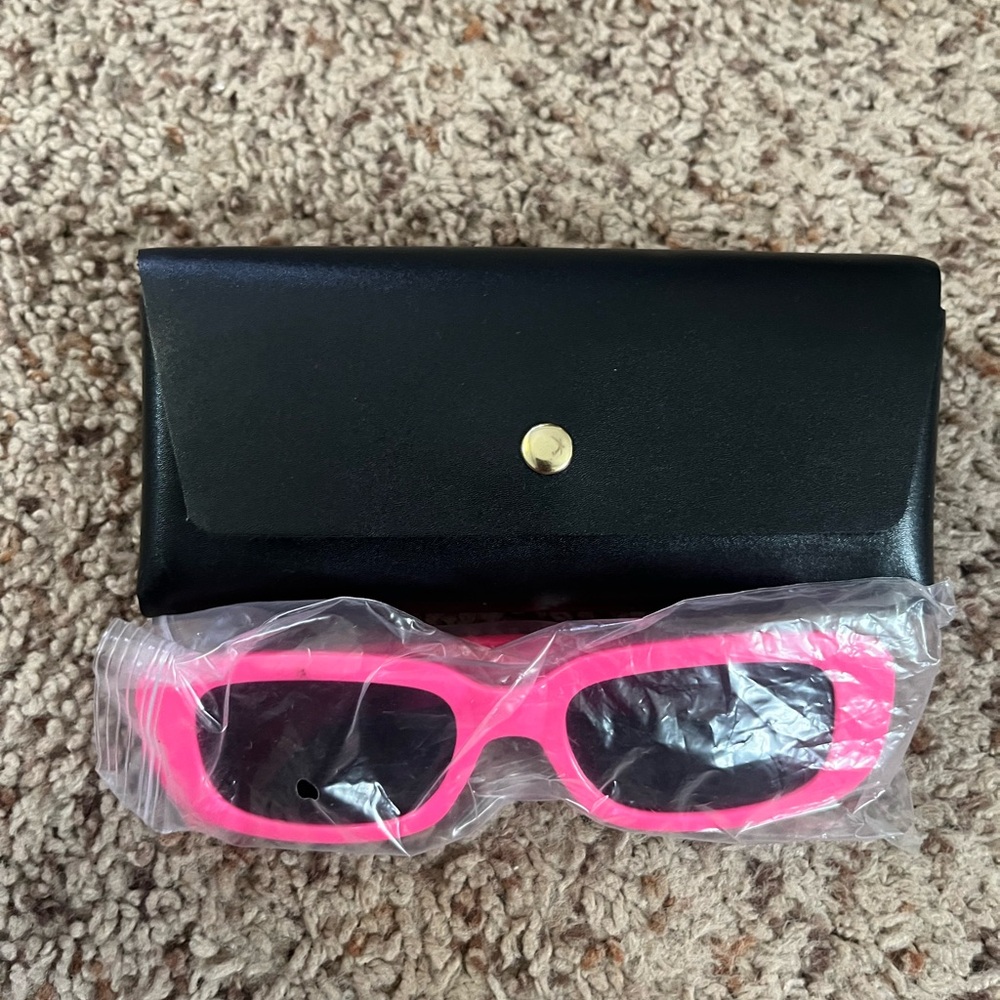 bundle? - Picture 2 of 6